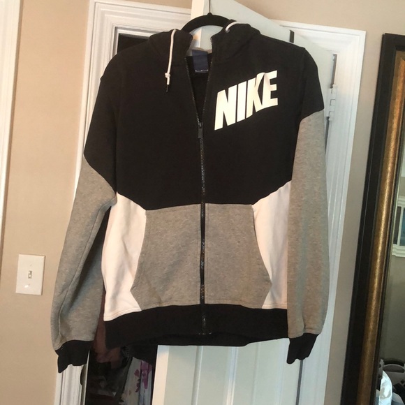 Nike Other - LIKE NEW Nike Zip-Up